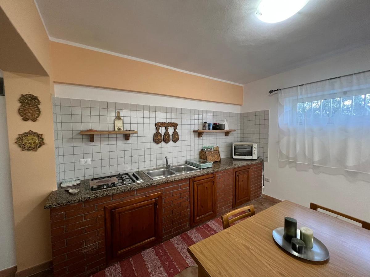 Appartamento L'Ulivo 브란칼레오네 마리나 외부 사진